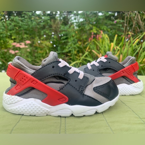 ⭐️EUC⭐️Nike Huarache Run TD 'Dark Smoke Grey University Red •Toddler Size 10 - Picture 7 of 9